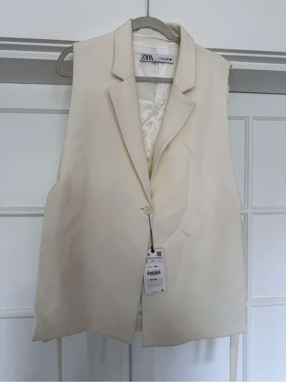 NWT white Zara vest jacket with side ties size L